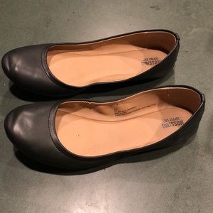 Women’s slip-ons